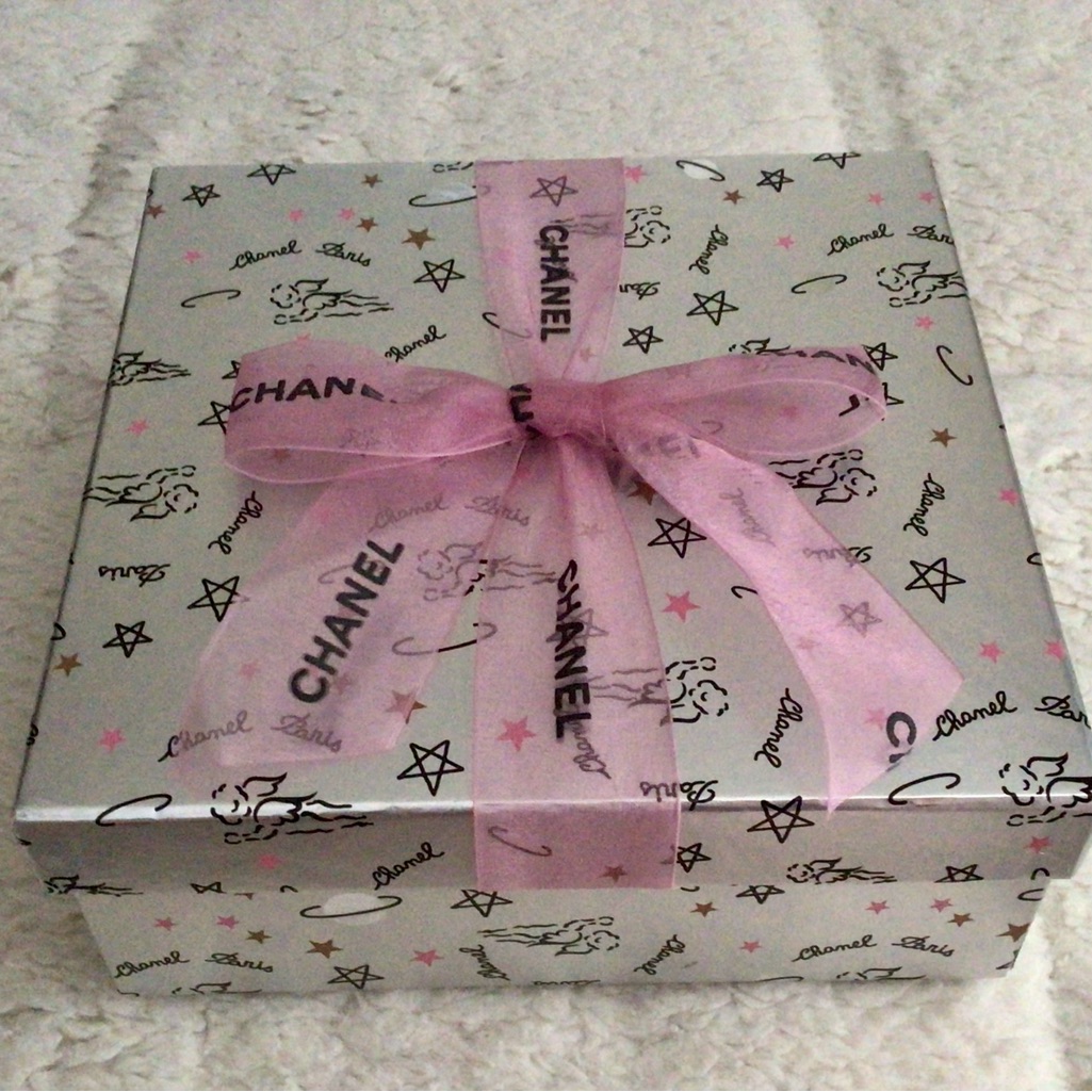 Vintage Chanel Paris Empty Gift Box With Signature Ribbon  Angels And Planets